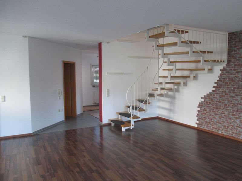 Zuhause mit 4,5 Zimmern und viel Platz in Östringen